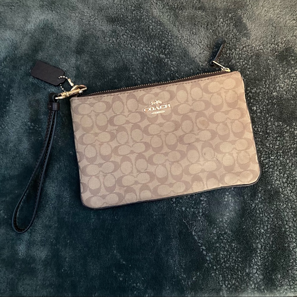 Coach Clutch/hand purse👛